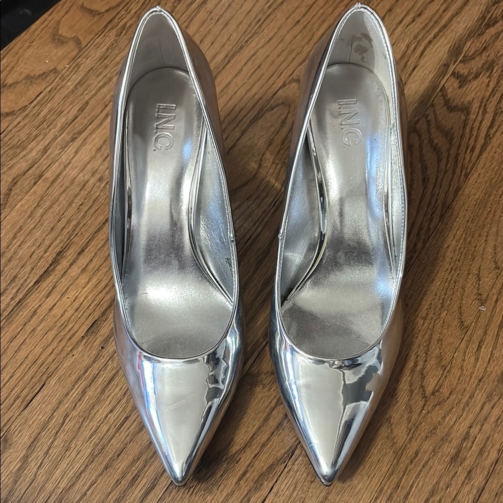 INC International Concepts Women's Silver Pumps